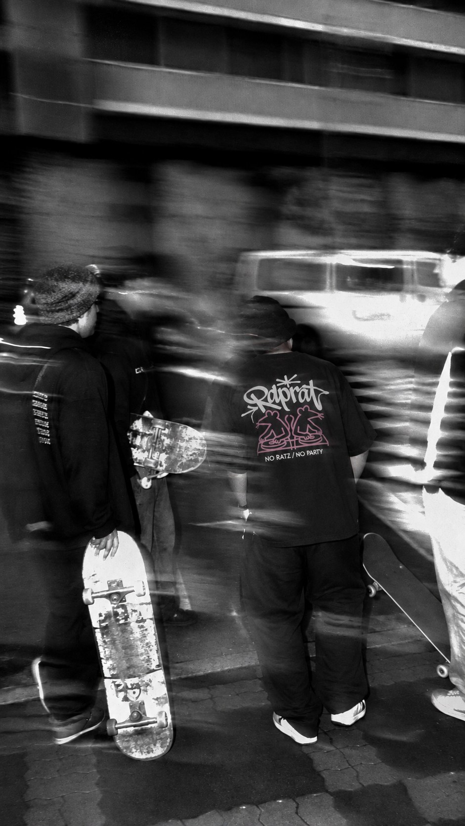 POLERA NO RATZ / NO PARTY